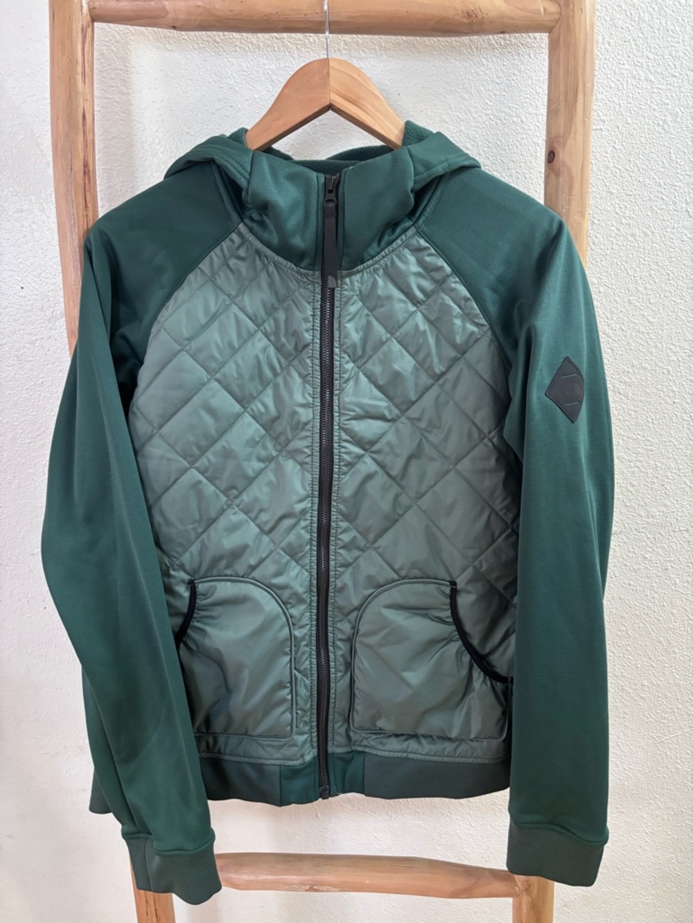 The North Face Deep Green Quilted-Sleeve Hooded Jacket